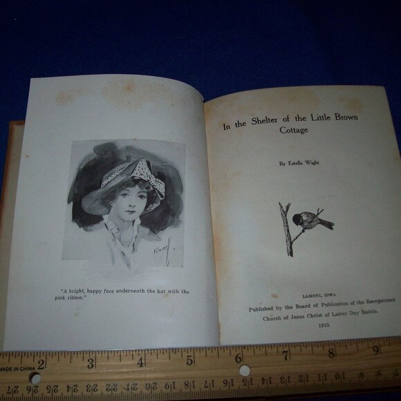 Vintage Book - In The Shelter of the Little Brown Cottage, Estella Wight, 1915 - Picture 2 of 6